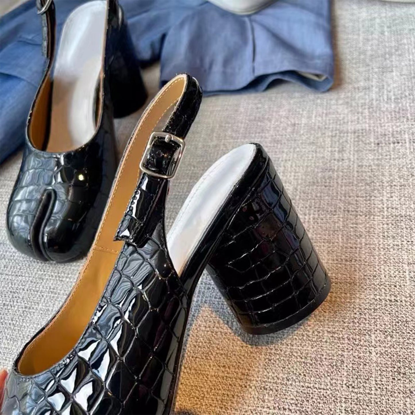 8 CM Tabi Leather Slingback Shoes